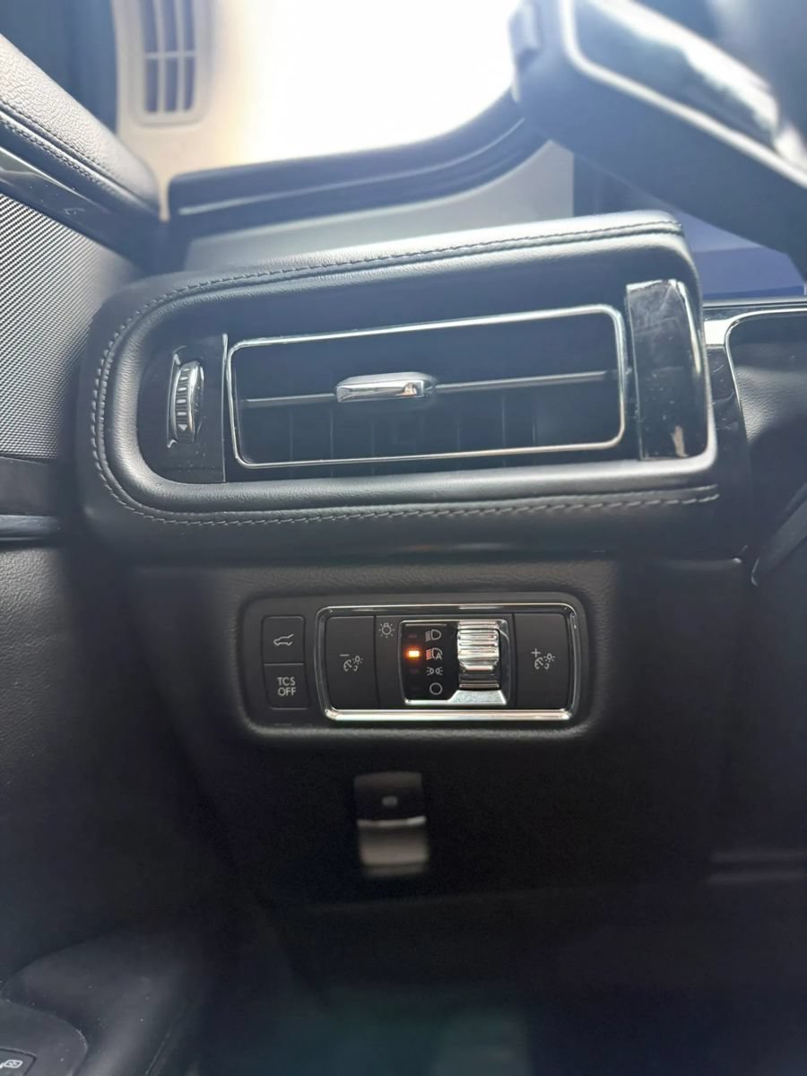 Used 2021 Lincoln Nautilus AWD image 19
