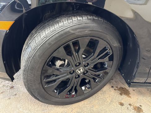 Used 2025 Honda Odyssey Sport-L image 4