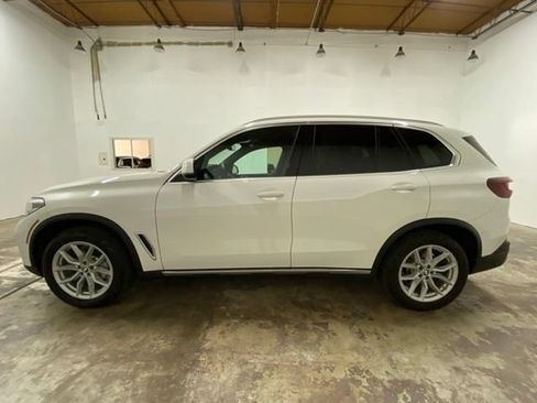 Used 2023 BMW X5 sDrive40i w/ Premium Package RWD image 2