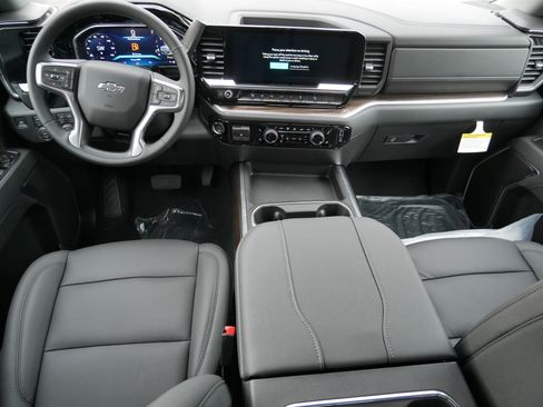 New 2026 Chevrolet Silverado 3500 LT w/ Trail Boss Package image 6