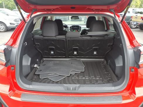 Used 2024 Subaru Crosstrek 2.0i Premium AWD/4WD image 11