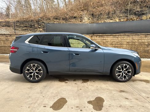 Certified 2025 BMW X3 xDrive30i w/ Premium Package image 7