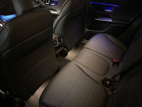 New 2026 Mercedes-Benz GLC 300 image 11
