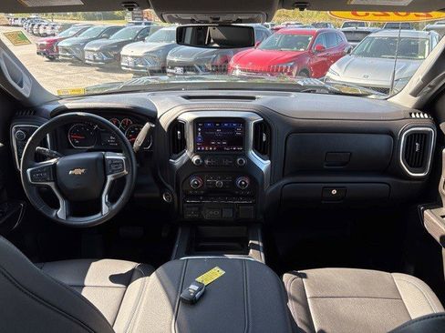 Certified 2023 Chevrolet Silverado 2500 LTZ w/ LTZ Convenience Package image 20