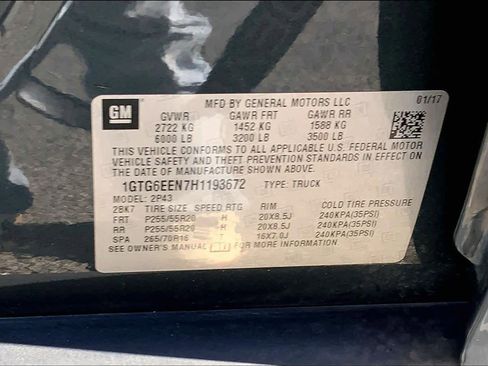 Used 2017 GMC Canyon Denali image 33