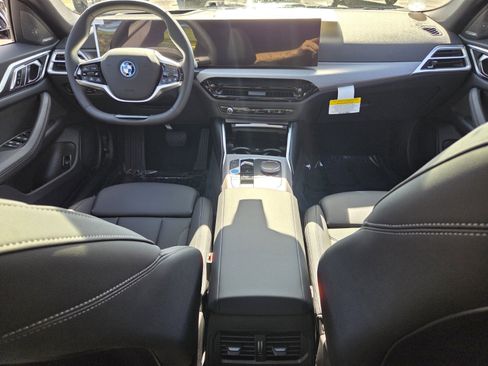 Used 2026 BMW i4 eDrive40 w/ Premium Package RWD image 13