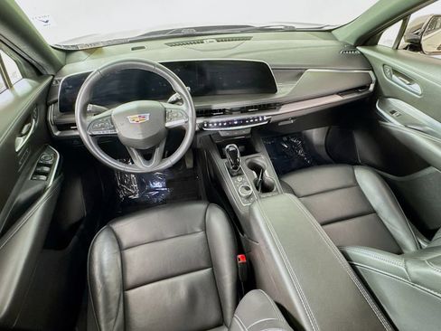 Used 2024 Cadillac XT4 Premium Luxury AWD/4WD image 18