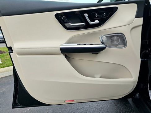 New 2026 Mercedes-Benz GLC 300 4MATIC image 19