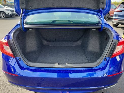 Used 2022 Honda Accord Sport image 11