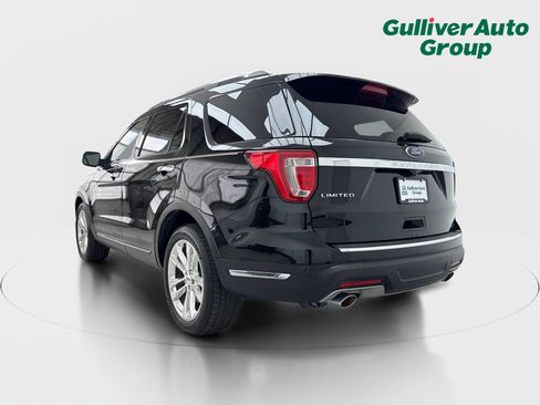 Used 2018 Ford Explorer Limited w/ Ford Safe & Smart Package FWD image 5