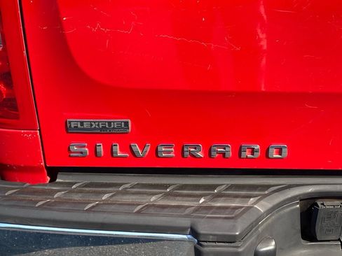 Used 2010 Chevrolet Silverado 1500 W/T RWD image 10