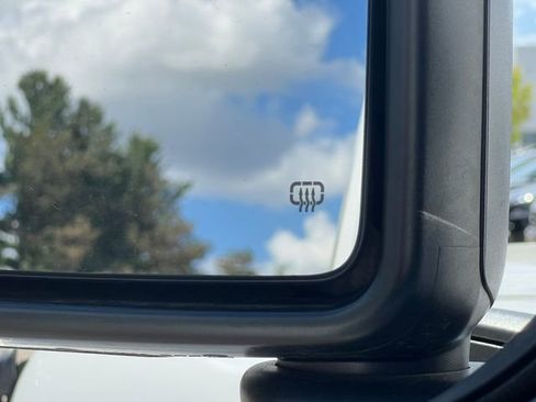 Used 2024 Jeep Wrangler Unlimited Sahara AWD/4WD image 48
