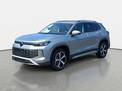 New 2025 Volkswagen Tiguan SE image 7