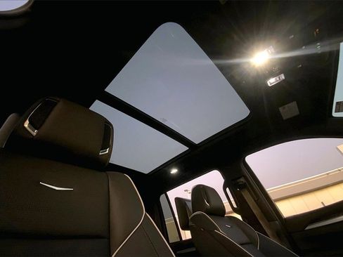 New 2026 Cadillac Escalade ESV Sport image 34