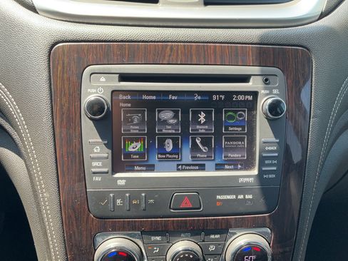 Used 2015 Chevrolet Traverse LT AWD/4WD image 38