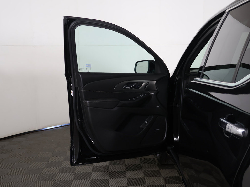 Used 2023 Chevrolet Traverse Premier AWD/4WD image 26