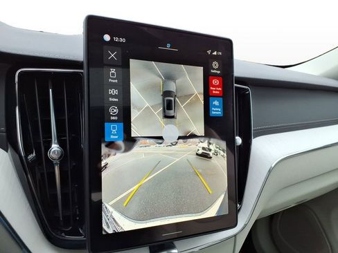 New 2026 Volvo XC60 B5 Ultra w/ Protection Package Premier image 15