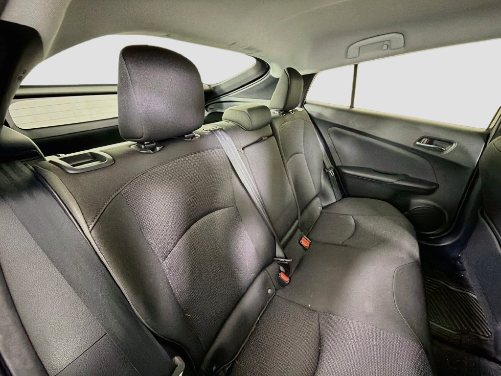 Used 2022 Toyota Prius LE FWD image 26