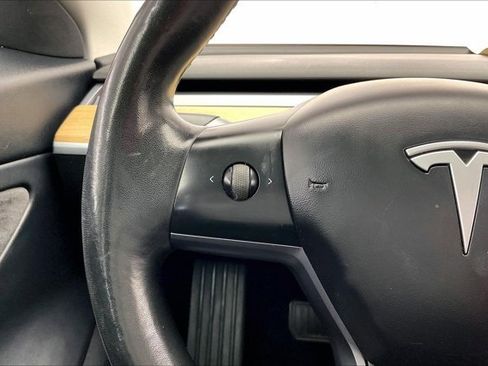 Used 2018 Tesla Model 3 Long Range image 21