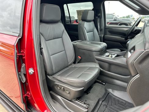 Used 2024 Chevrolet Suburban RST w/ Max Trailering Package AWD/4WD image 26