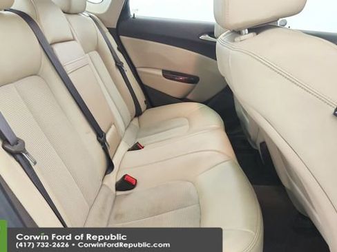 Used 2012 Buick Verano Convenience FWD image 21