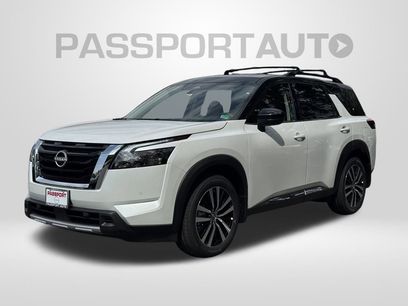 New 2025 Nissan Pathfinder Platinum