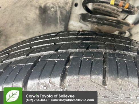 Used 2018 Volkswagen Tiguan SE FWD image 27
