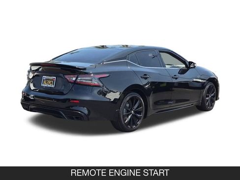 Used 2020 Nissan Maxima SR w/ Sport Mat Group FWD image 9