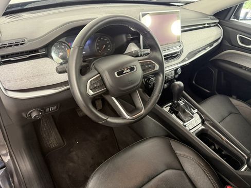 Used 2022 Jeep Compass Latitude AWD/4WD image 15