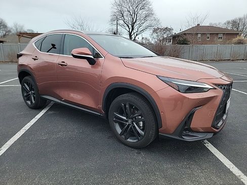 Used 2025 Lexus NX 450h+ AWD w/ Accessory Package (2T) image 7
