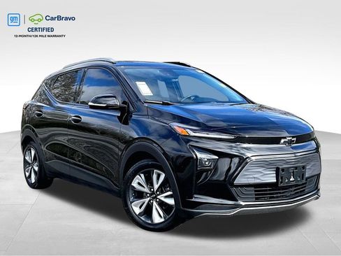 Certified 2022 Chevrolet Bolt EUV LT w/ Convenience Package image 1