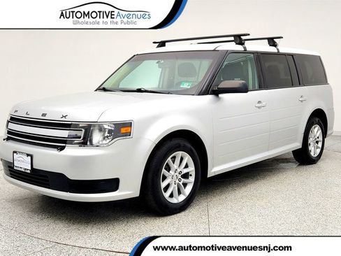 Used 2016 Ford Flex SE image 1