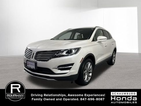 Used 2018 Lincoln MKC Select w/ Select Plus Package AWD/4WD image 2