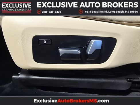 Used 2019 BMW X3 sDrive30i w/ Driving Assistance Package image 7