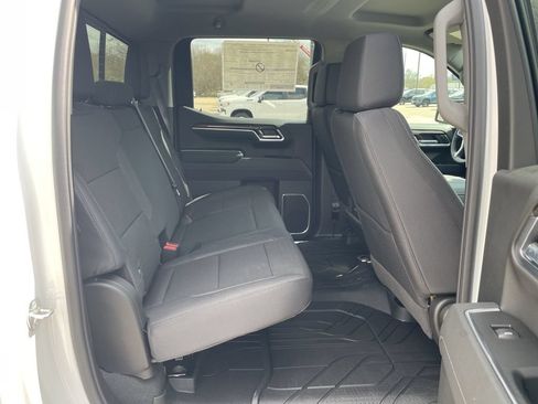 New 2026 Chevrolet Silverado 1500 RST w/ Redline Edition AWD/4WD image 35