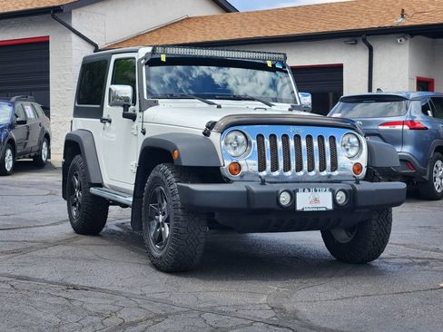 Used 2011 Jeep Wrangler Sport AWD/4WD image 5