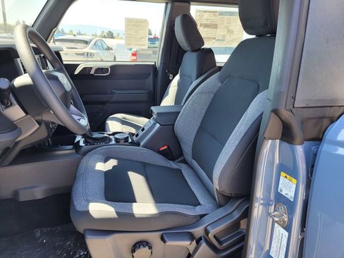 New 2025 Ford Bronco 4-Door image 35