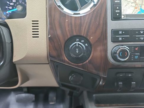 Used 2012 Ford F250 Lariat w/ Lariat Ultimate Pkg AWD/4WD image 29