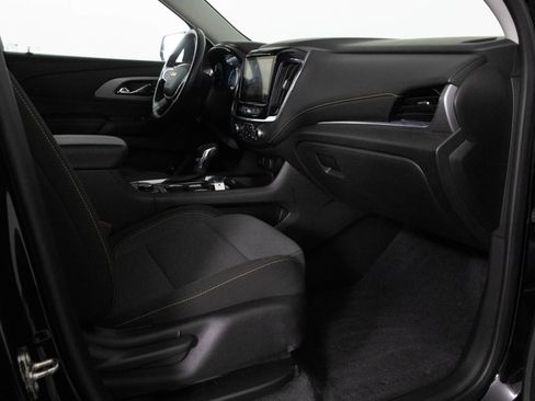 Used 2021 Chevrolet Traverse LT image 37