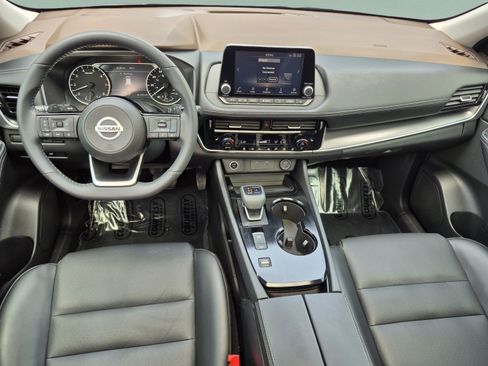 Certified 2021 Nissan Rogue SV w/ Premium Package FWD image 13
