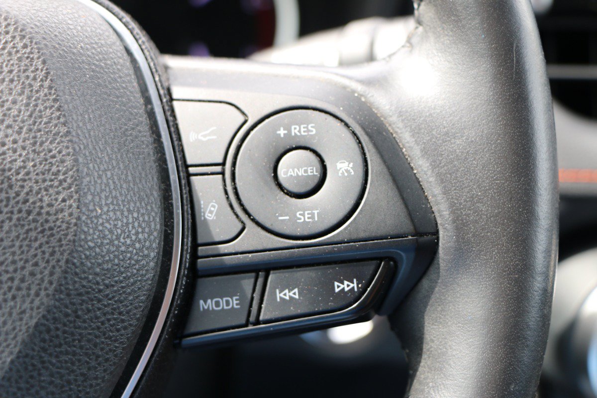 Used 2019 Toyota RAV4 Adventure w/ Cold Weather Package AWD/4WD image 18