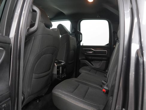 Used 2019 RAM 1500 Big Horn AWD/4WD image 16