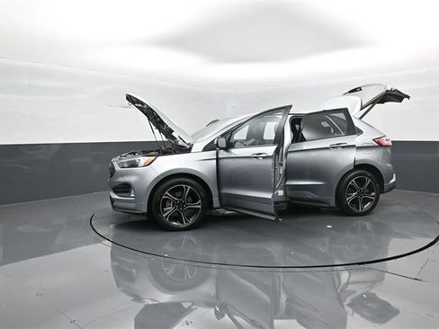 Certified 2020 Ford Edge ST image 44