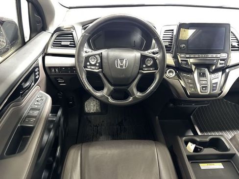 Used 2018 Honda Odyssey Elite image 17