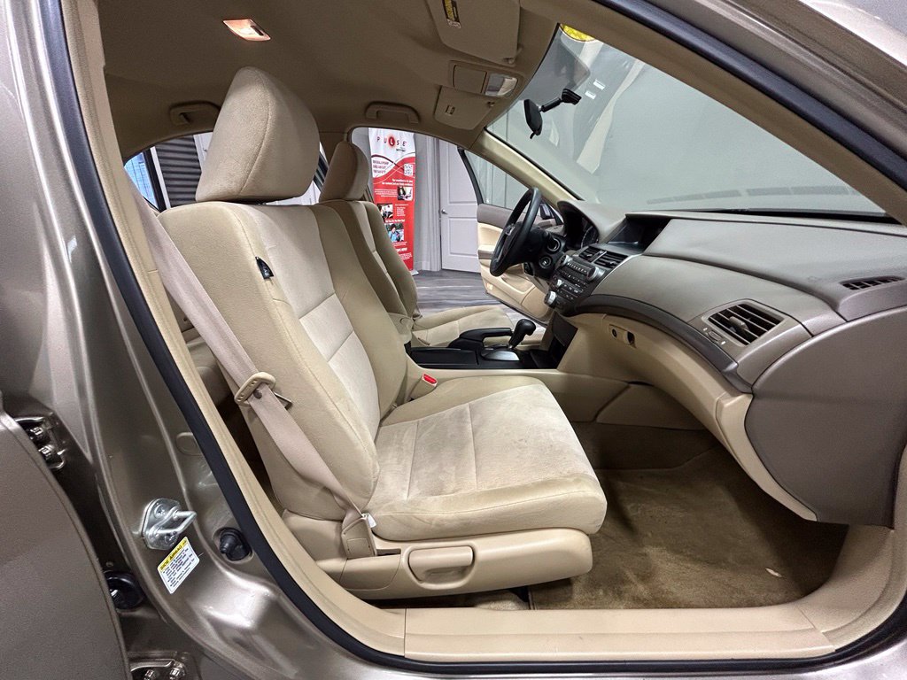 Used 2009 Honda Accord LX image 33