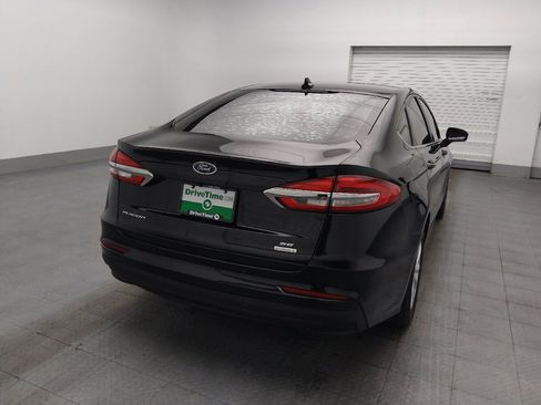 Used 2019 Ford Fusion SE FWD image 7