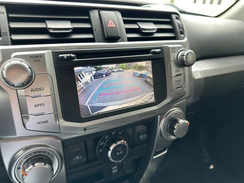Used 2019 Toyota 4Runner SR5 AWD/4WD image 24