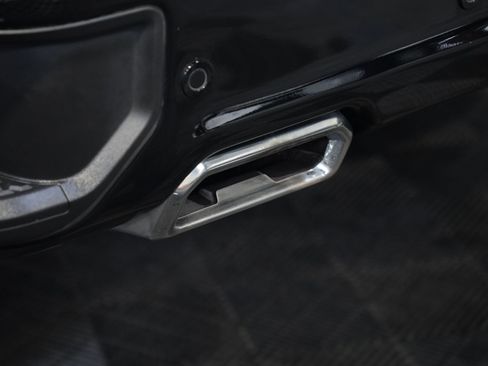 Used 2021 Chevrolet Silverado 1500 LT Trail Boss w/ Convenience Package II image 17