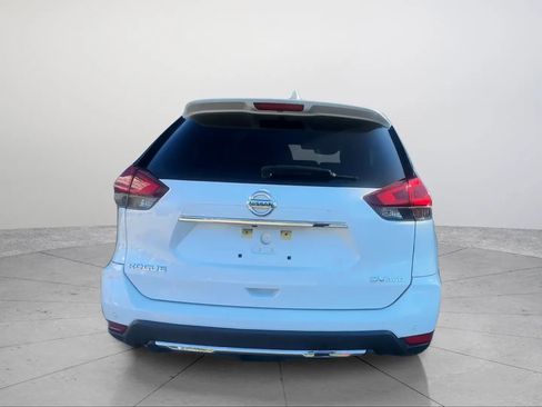 Used 2019 Nissan Rogue SV AWD/4WD image 4