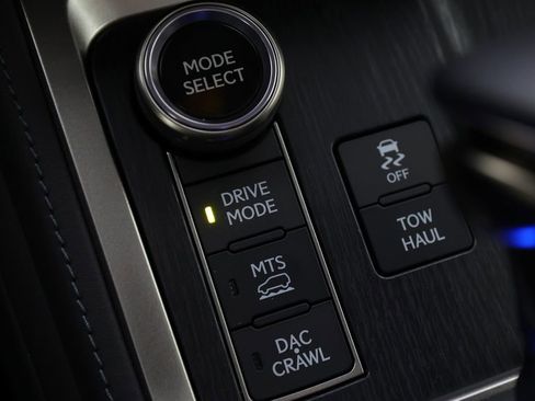 Used 2026 Lexus GX 550 w/ Accessory Package (CT) AWD/4WD image 29